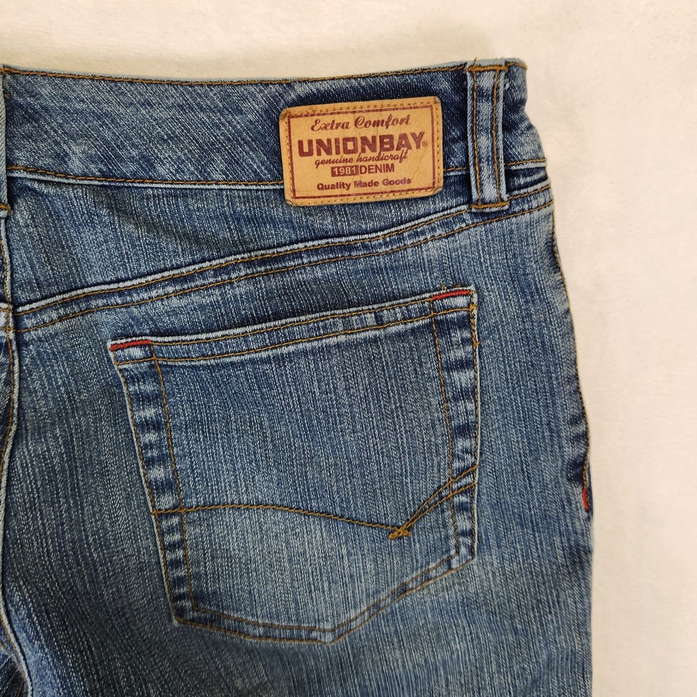 UNIONBAY Stretch Bootcut Jeans Medium Wash Denim Women Size 9 32 - Picture 8 of 8